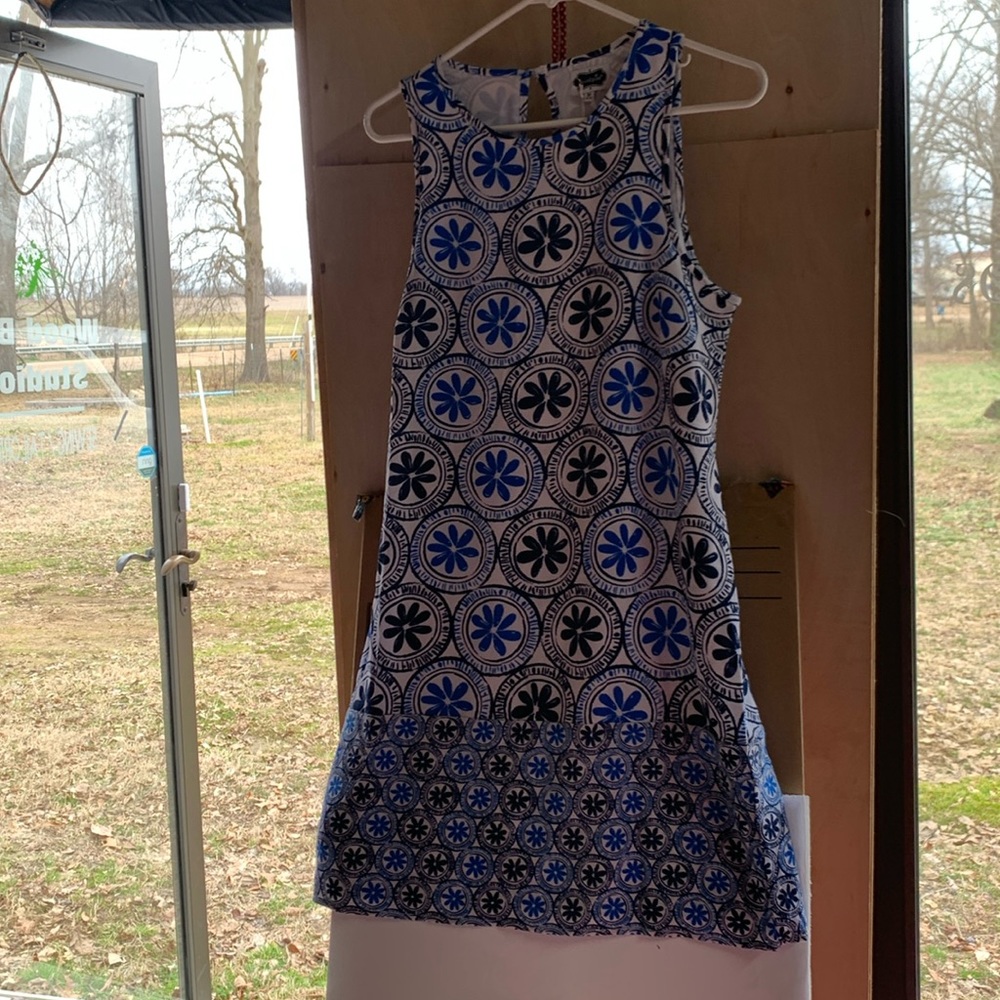 Rosie dress blue medallion size medium